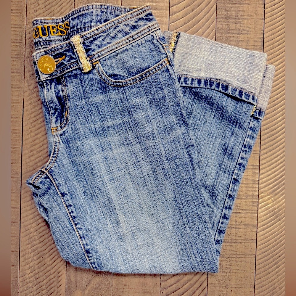 Vintage Guess Beaded Cropped Ankle Jeans with Cuffed Design Women’s Size 27 - Picture 2 of 12